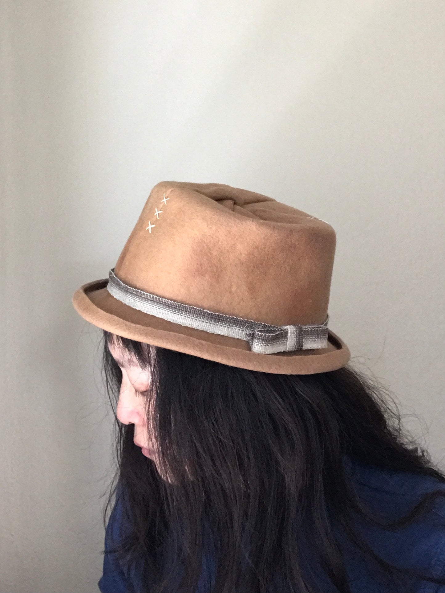 Distressed fur felt hat - Beatnik - Tomoko Tahara millinery works