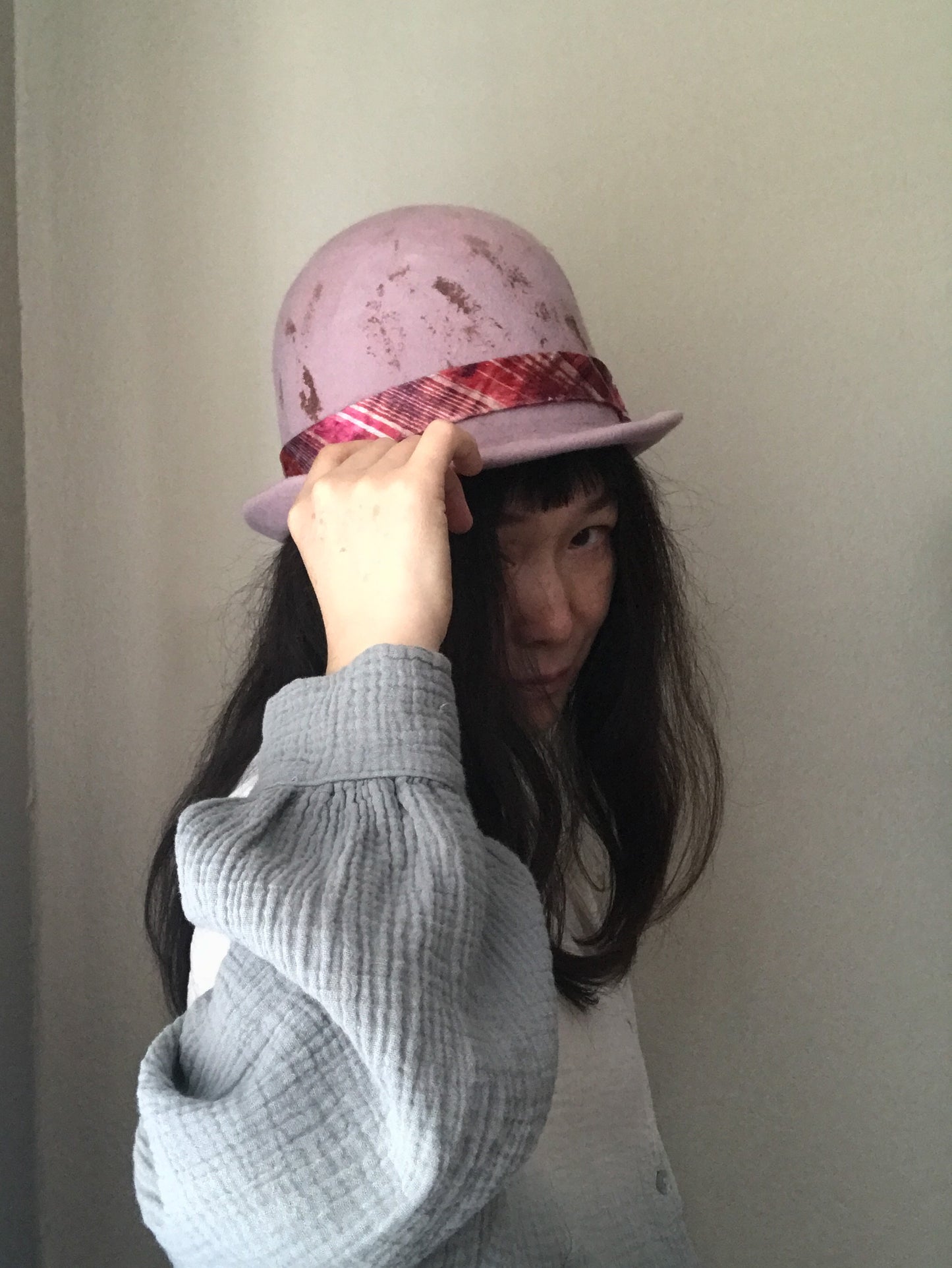 Fur felt bowler hat - Quirk - stained dusty pink - plaid band - Tomoko Tahara millinery works