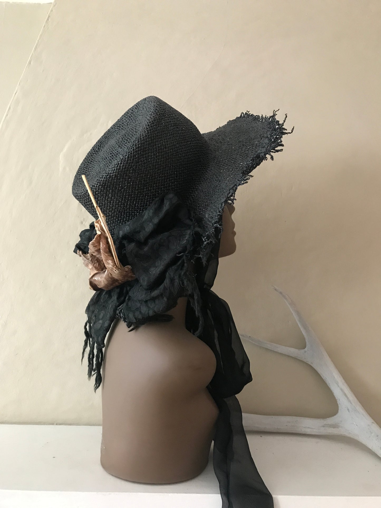 Black mesh hat - Raven - Tomoko Tahara millinery works