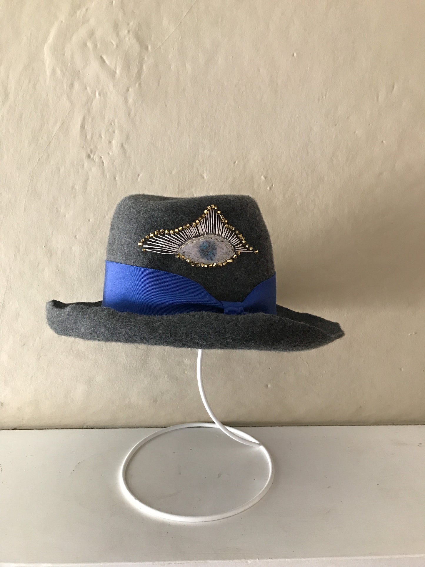 Third eye fedora hat  - Tomoko Tahara millinery works