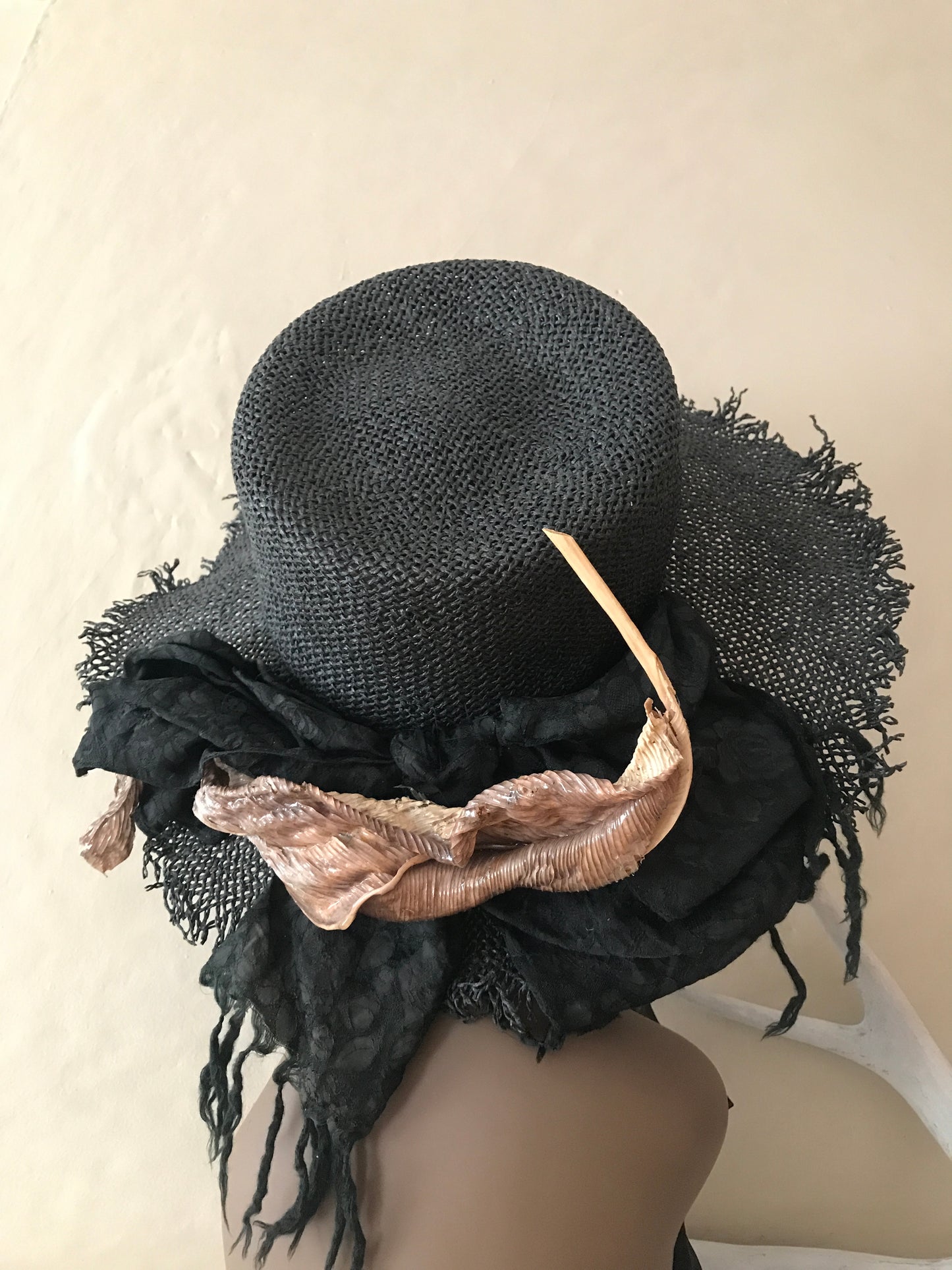 Black mesh hat - Raven - Tomoko Tahara millinery works