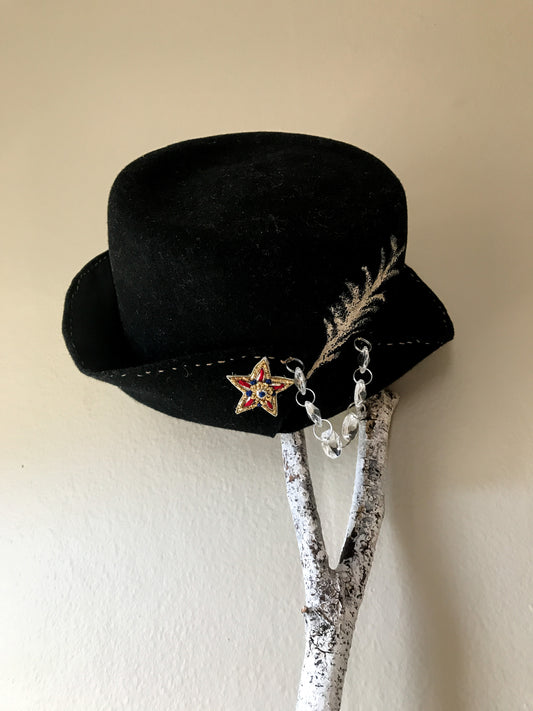 Shallow top hat -  Drifters - bygone era pirates inspired hat - Tomoko Tahara millinery works